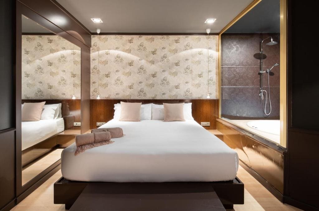 Suite room - Image 2