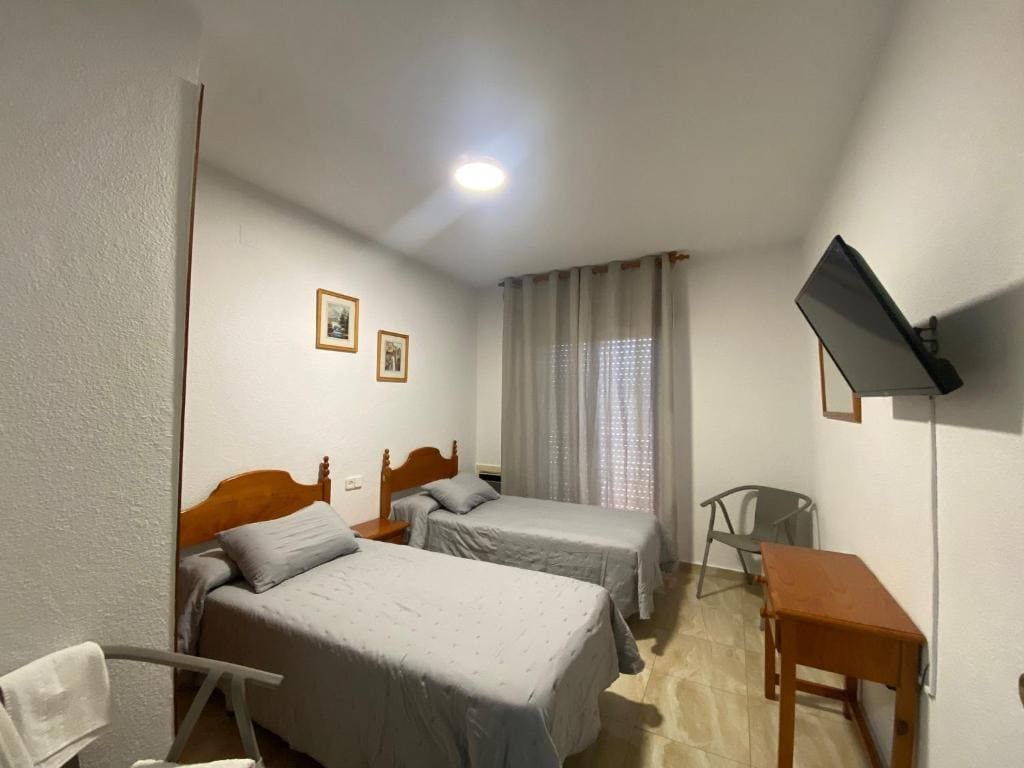 Double or Twin Room room - Image 2
