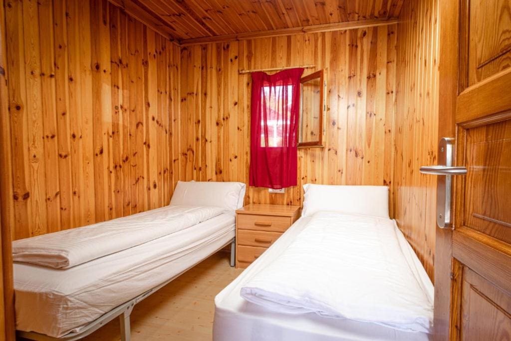 Two-Bedroom Bungalow (2 - 4 Adults) room - Image 2