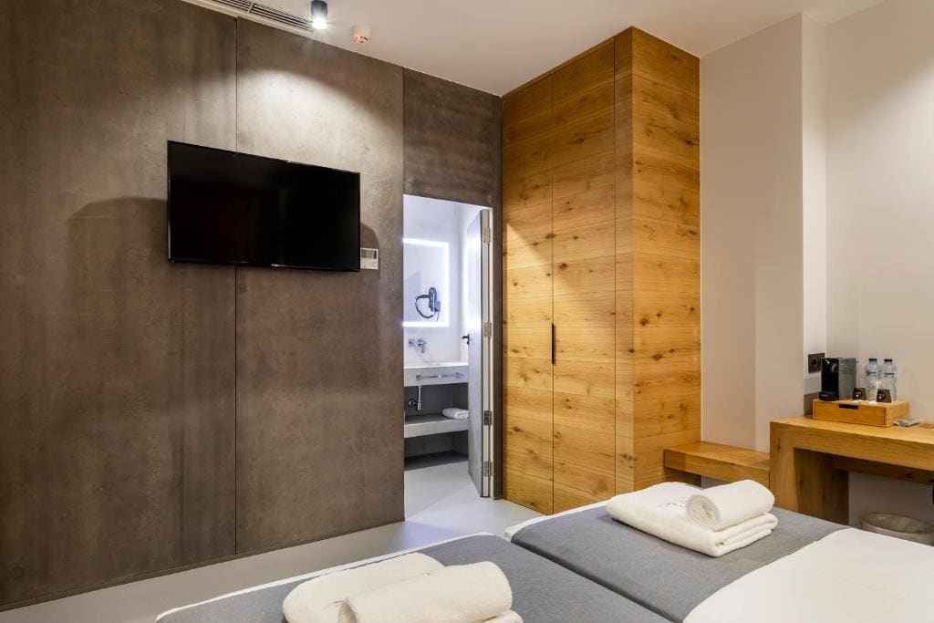 Economy Twin Room room - Image 3