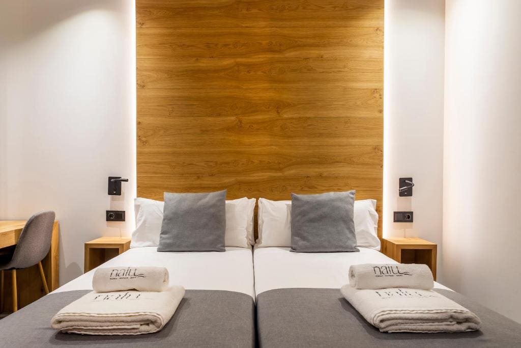 Economy Twin Room room - Image 2