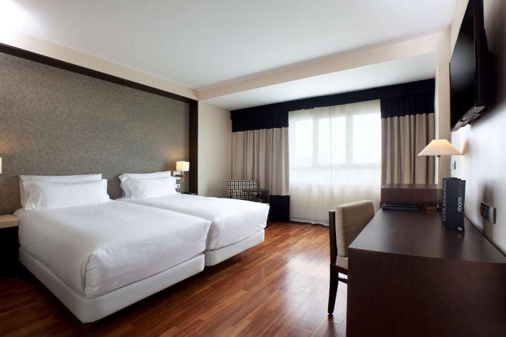 Standard Double or Twin Room room - Image 1
