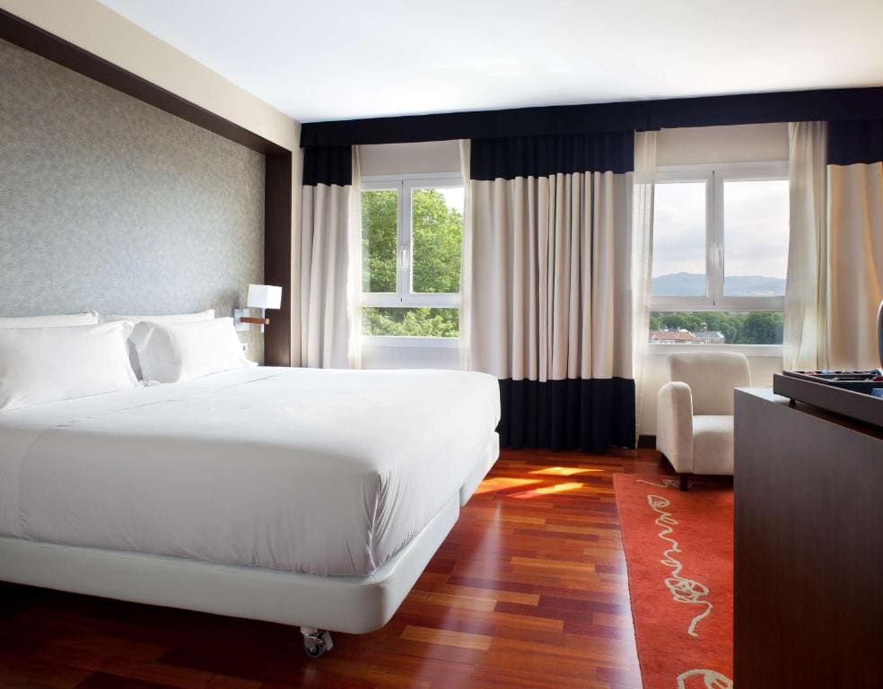 Superior Double or Twin Room room - Image 2