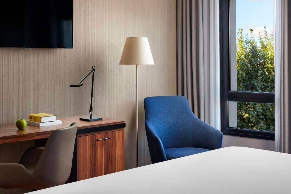 Standard Double or Twin Room room - Image 3