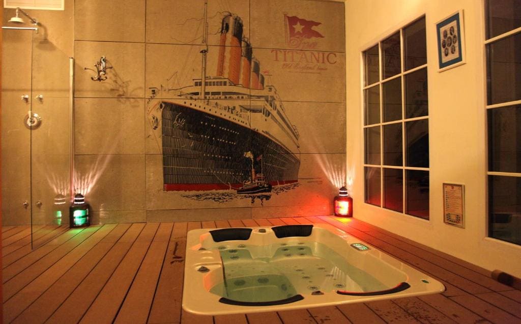 Superior Villa room - Image 1