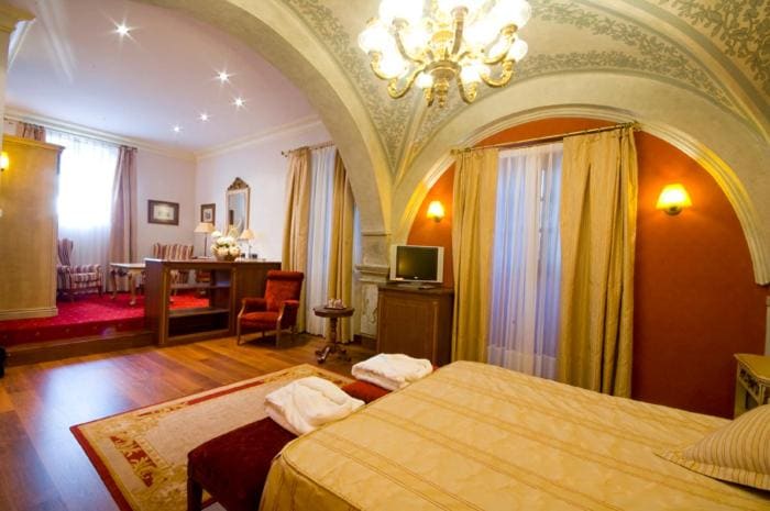Deluxe Double Room with Sea View room - Image 2