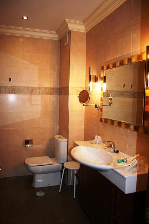 Double or Twin Room room - Image 2