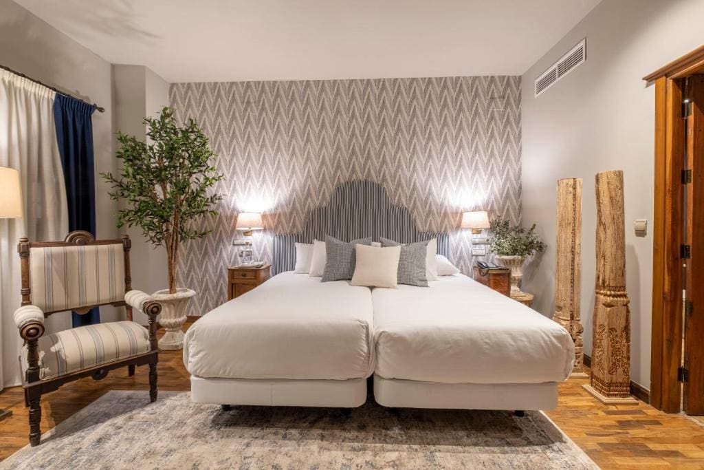 Exterior Double or Twin Room room - Image 2