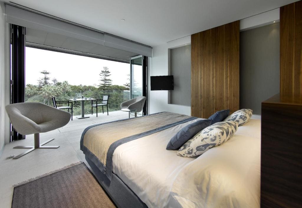 Double or Twin Room with Extra Bed (2 Adults + 1 Child) room - Image 1