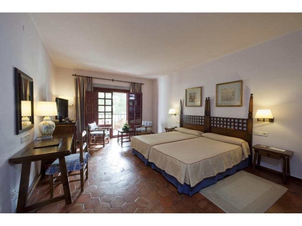 Superior Double Room room - Image 1