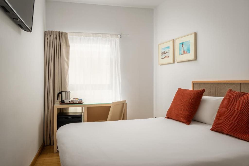 Economy Double or Twin Room room - Image 3