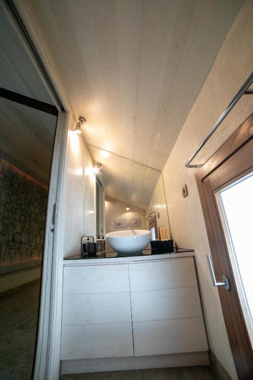 Hypnos (Junior Suite) room - Image 3