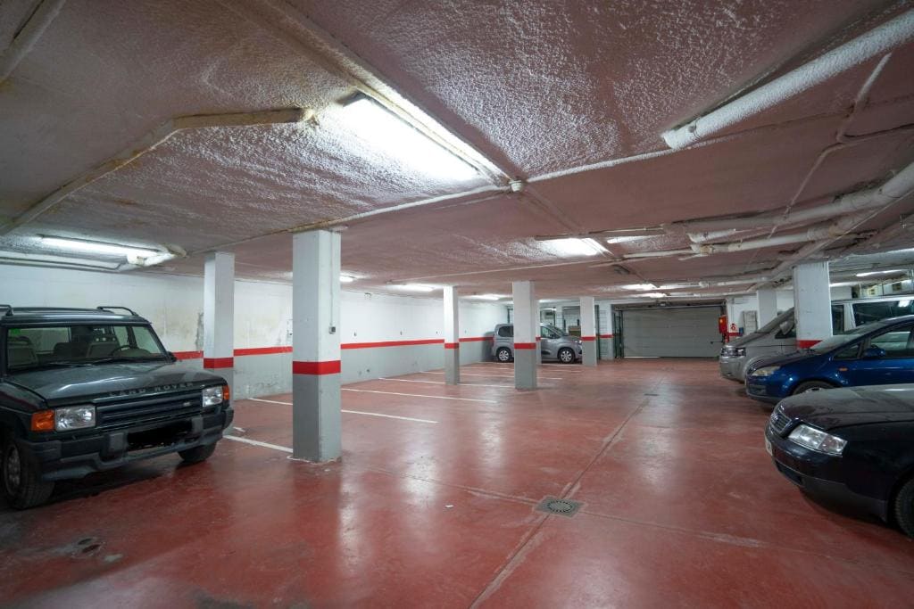 Single Room with Parking included room - Image 1