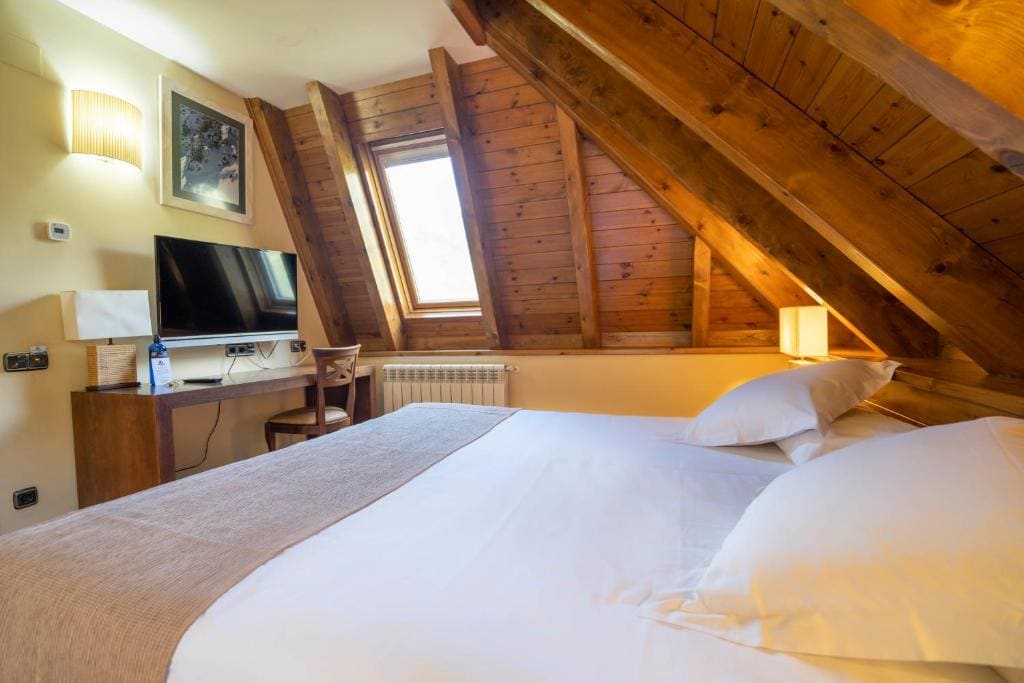 Superior Double Room Attic room - Image 1