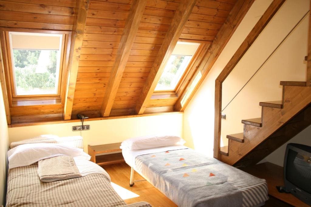 Family Room room - Image 1
