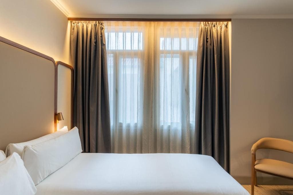 Double or Twin Room (1-2 Adults) room - Image 2
