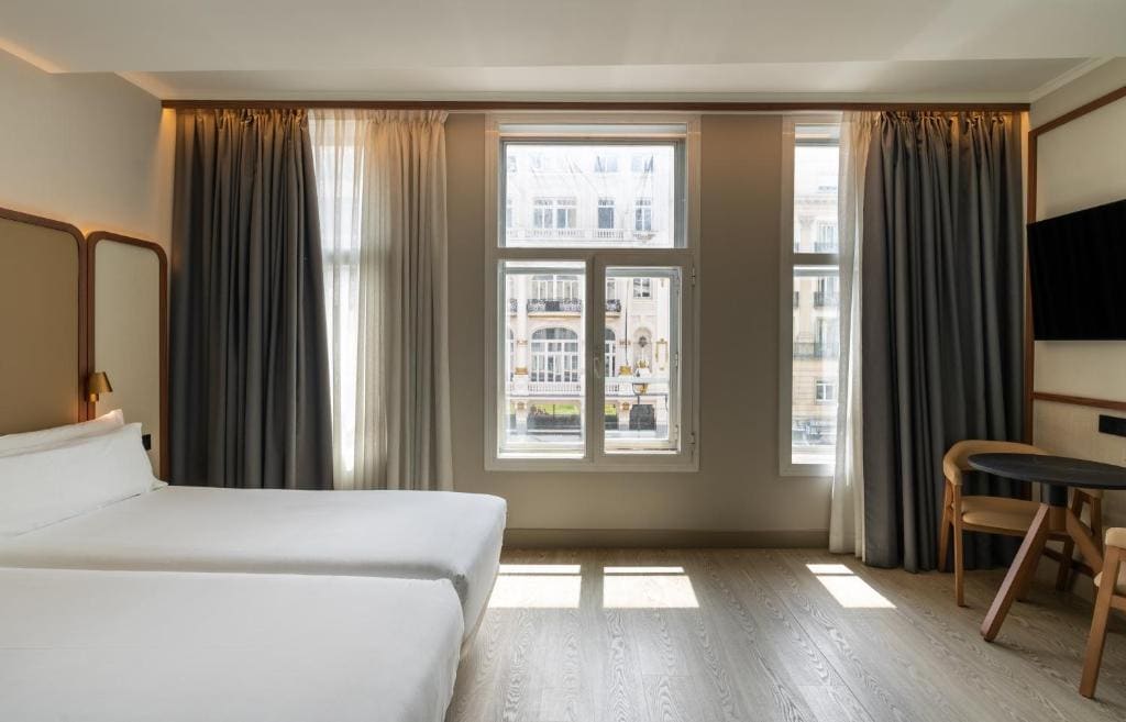 Superior Double Room room - Image 2