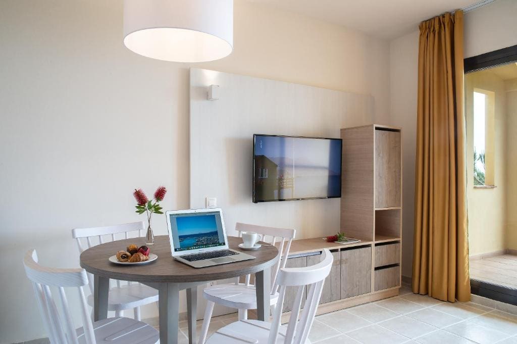 One-Bedroom Apartment room - Image 2