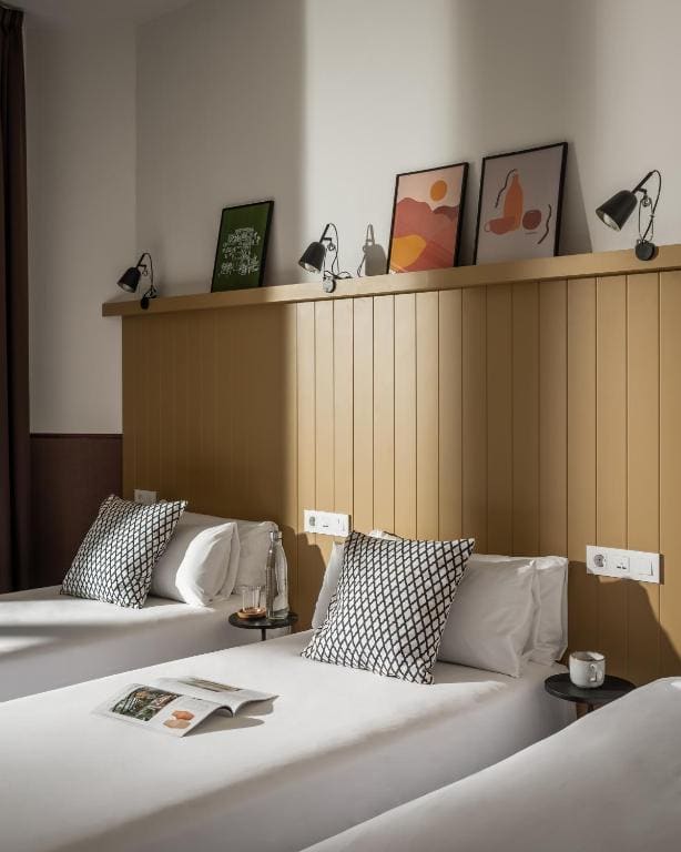 Double Room with Extra Bed room - Image 1