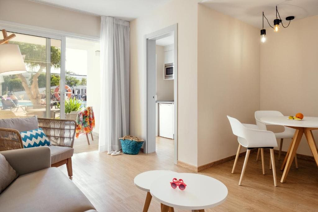 Junior Suite with Terrace room - Image 1