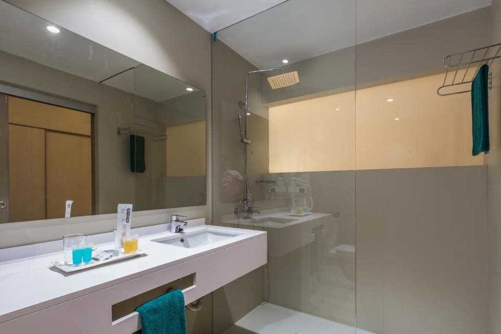 Superior Junior Suite (2 Adults) room - Image 2