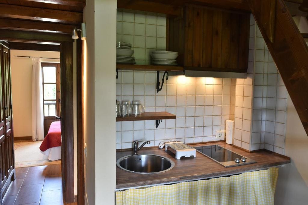 Apartment with Balcony room - Image 3