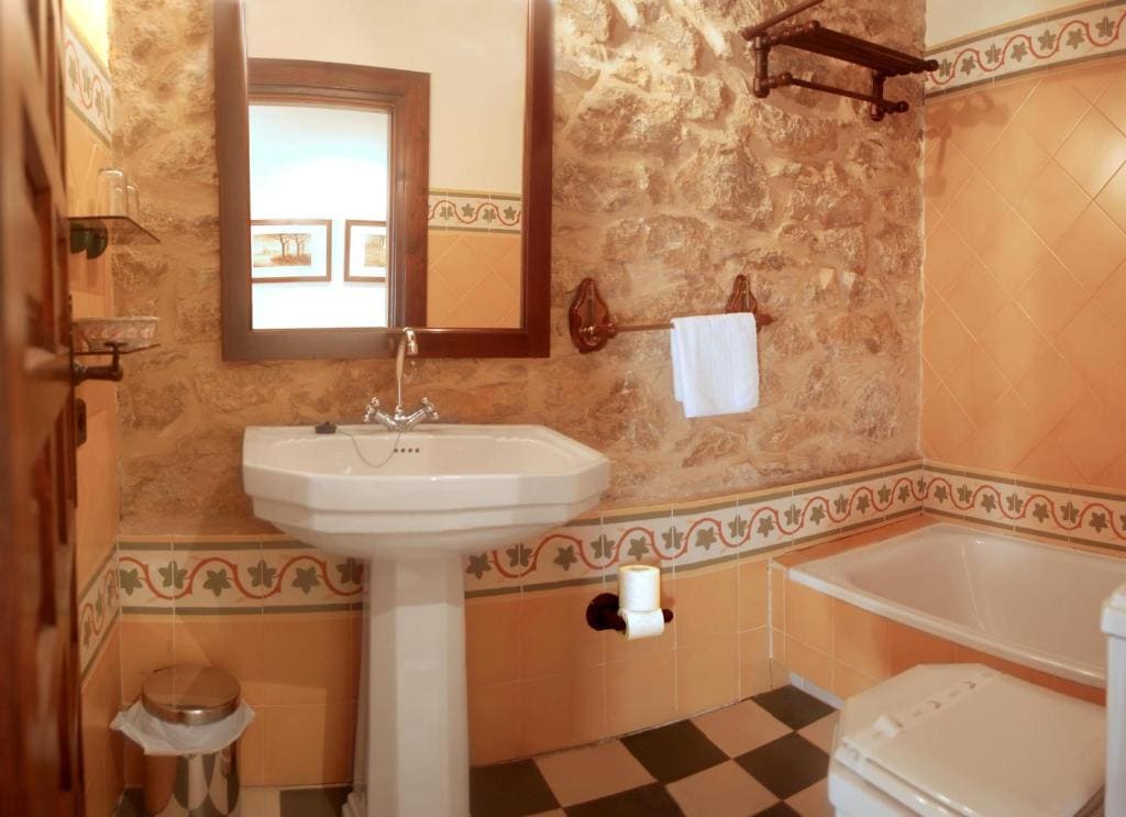 Double or Twin Room room - Image 1