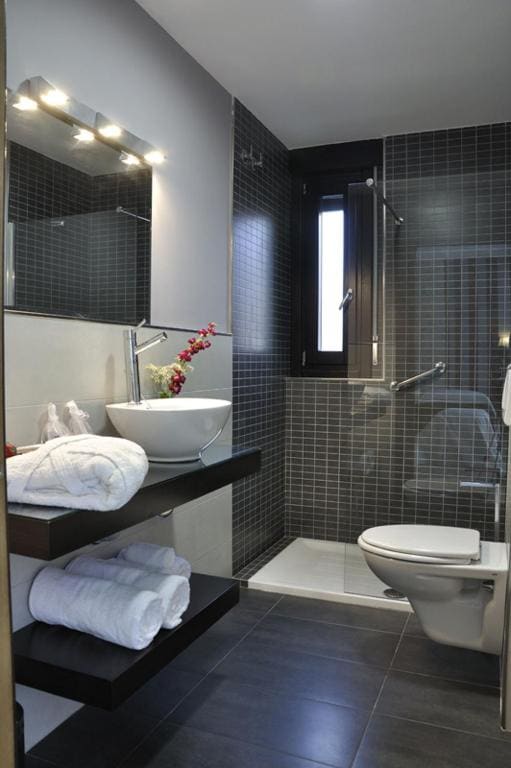 Superior Double or Twin Room room - Image 3