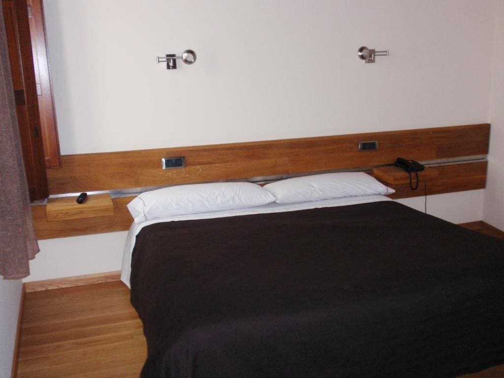 Double or Twin Room room - Image 3