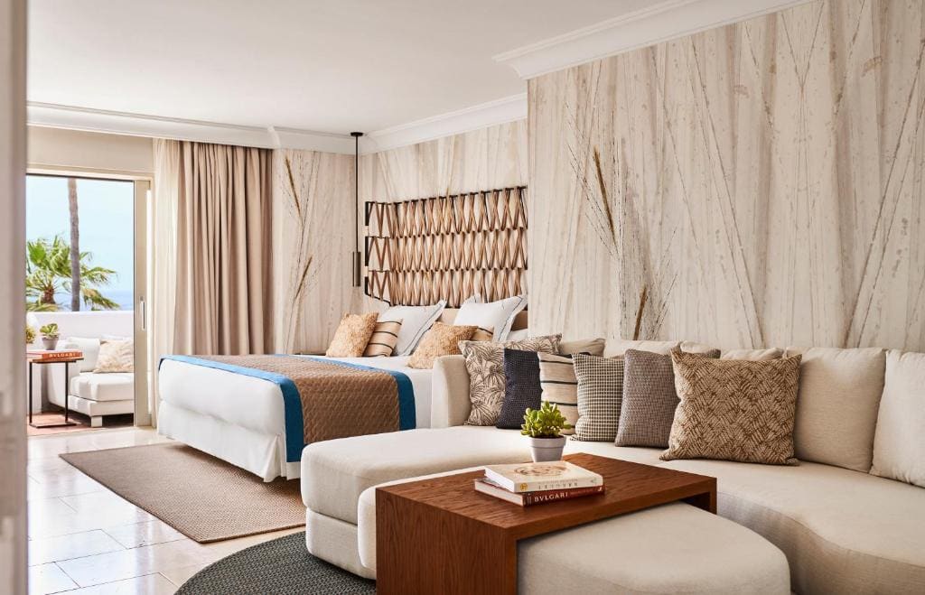 Superior Suite with Sea View room - Image 1