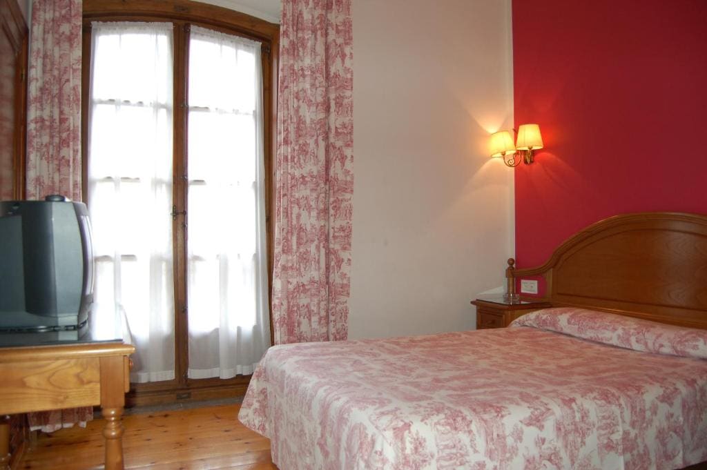 Basic Single Room room - Image 2
