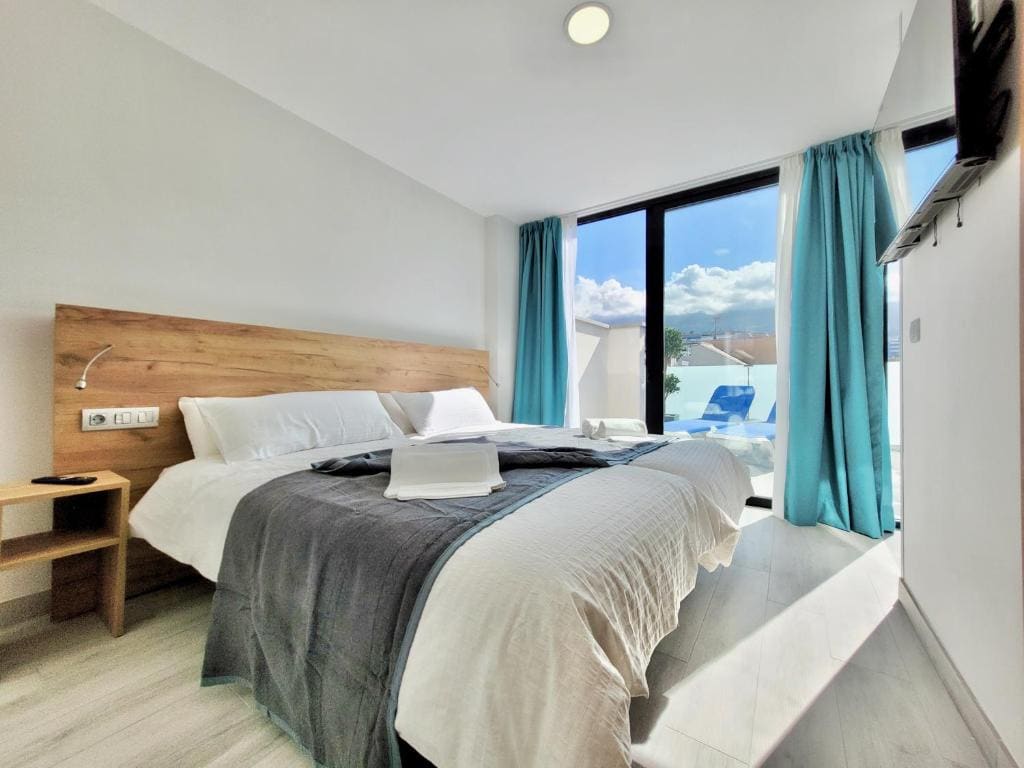 Premium Double Room with Terrace Mountain View room - Image 1