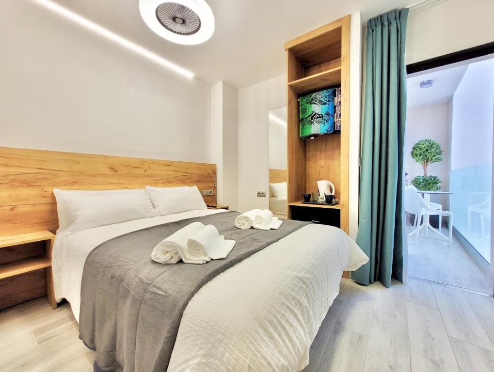 Standard Double Room room - Image 2