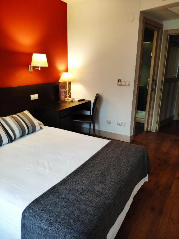 Double or Twin Room room - Image 3
