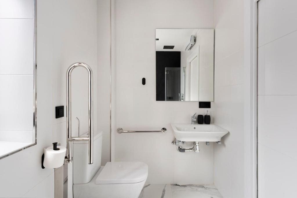 Apartment - Disability Access room - Image 3