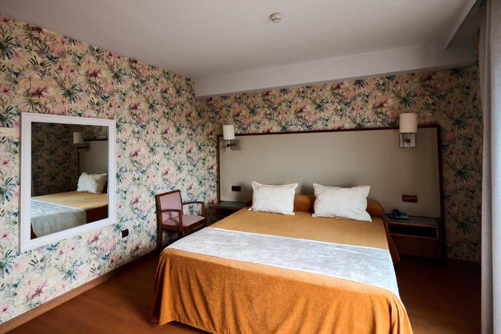 Suite room - Image 1