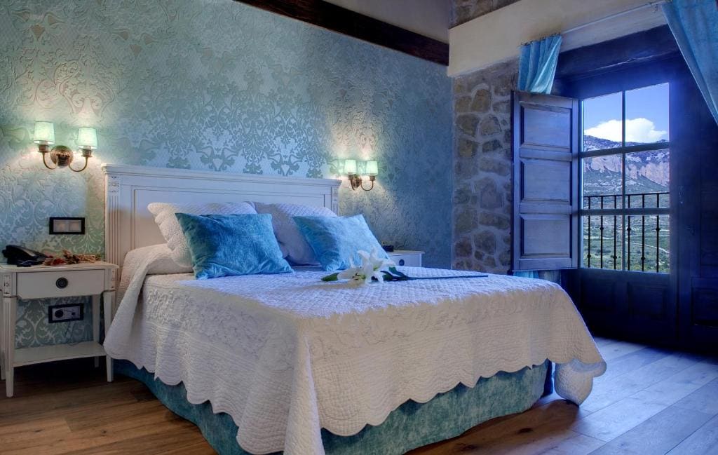 Superior Double Room with Views room - Image 1