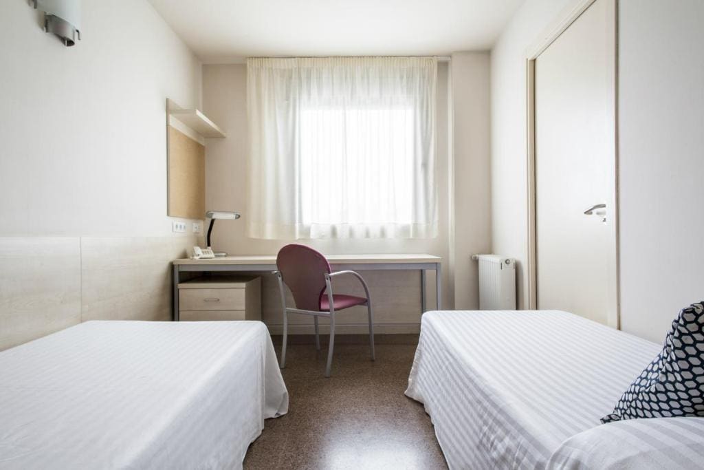 Basic Twin Room room - Image 1