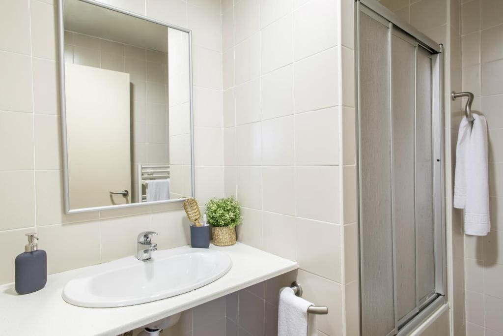 Comfort Twin Studio room - Image 2