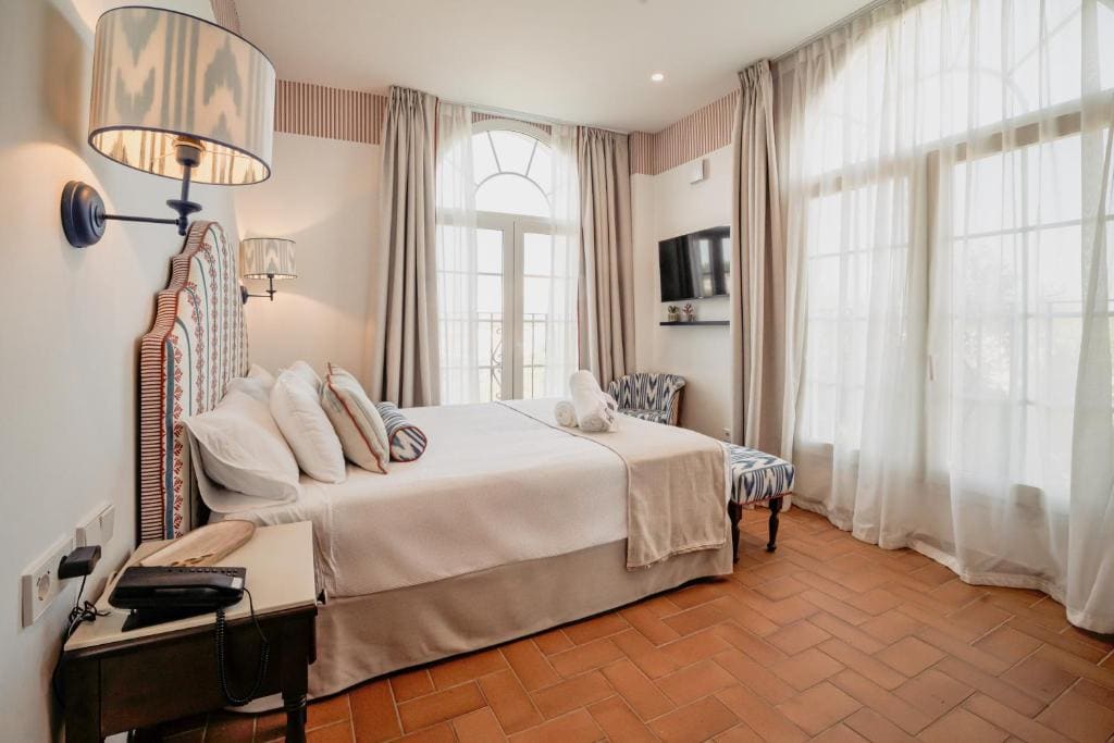 Superior Double Room room - Image 1