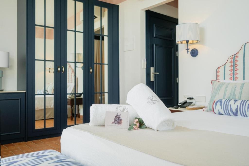 Superior Double Room room - Image 3