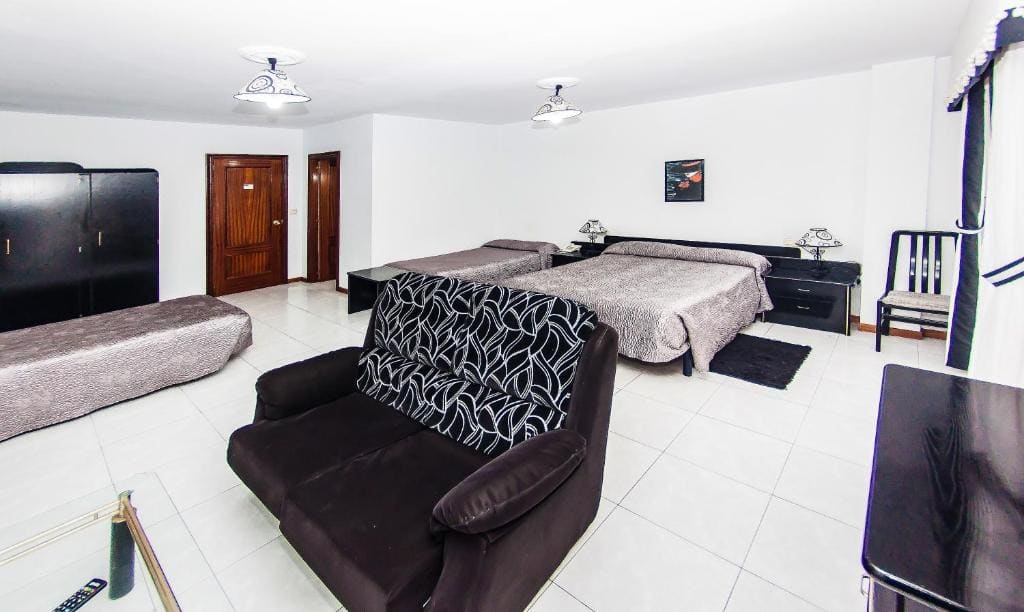 Double or Twin Room room - Image 2