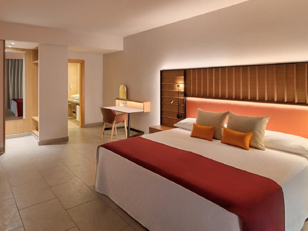 Suite with Sea View room - Image 1