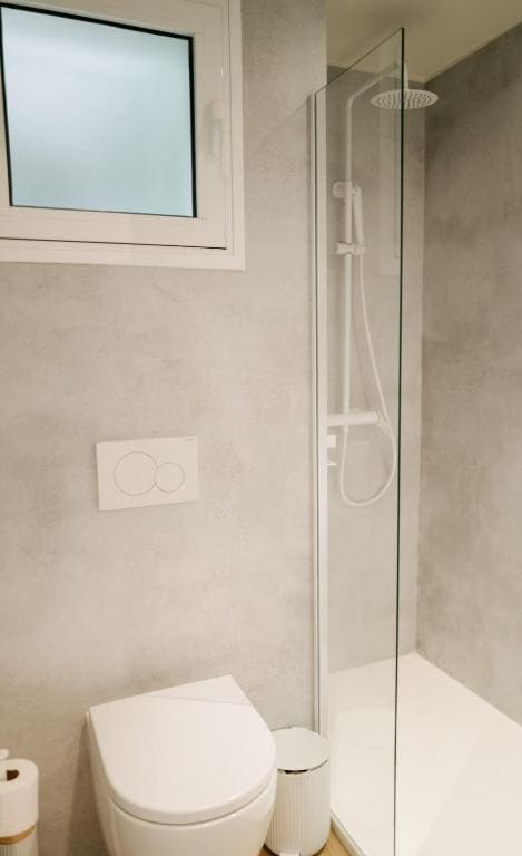 Superior Deluxe Double or Twin Room room - Image 2