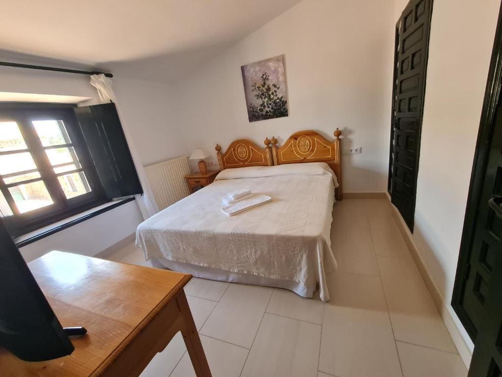 Suite room - Image 1