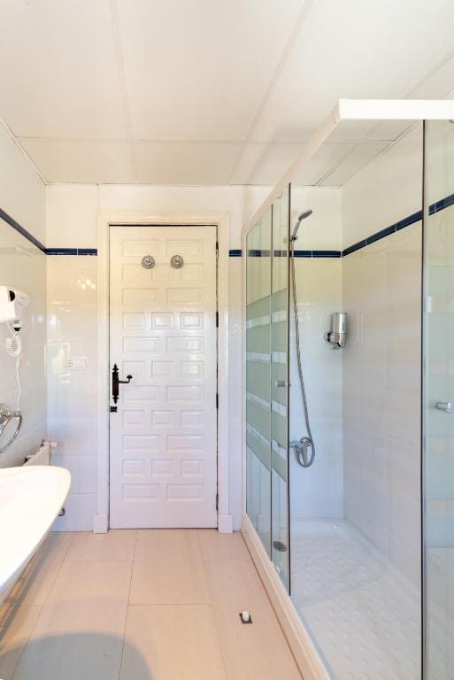 Standard Double Suite room - Image 3