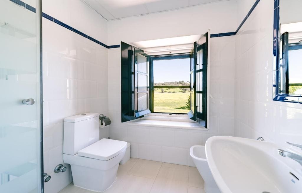 Standard Double Suite room - Image 2