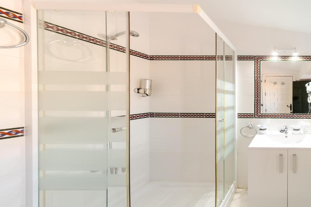 Suite room - Image 2
