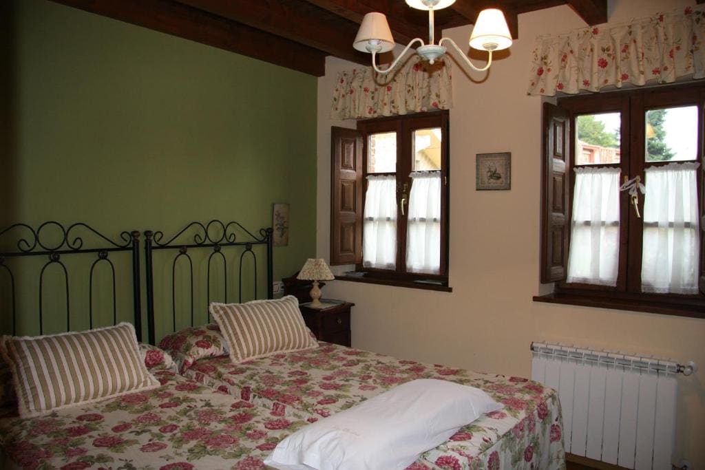 Twin Room room - Image 1