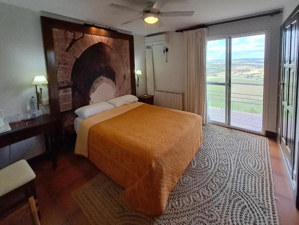 Double or Twin Room room - Image 3